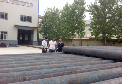 意大利客戶到我司檢驗產(chǎn)品進度