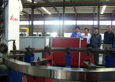 中國機(jī)械工業(yè)企業(yè)管理會(huì)對(duì)我司機(jī)進(jìn)行評(píng)審