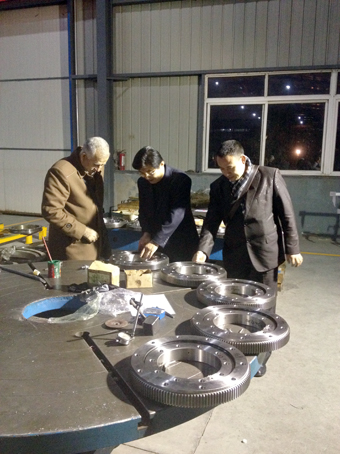 阿拉伯客戶到我司查驗(yàn)生產(chǎn)進(jìn)度