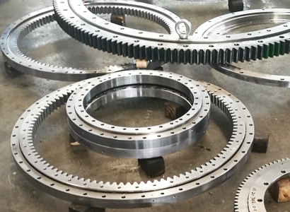 回轉支承安裝注意事項